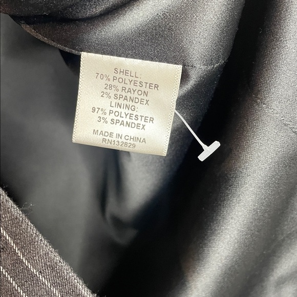 L'Academie | Women’s Lynn Structured Blazer in Gray & White Pinstripe Size XL - Picture 5 of 6
